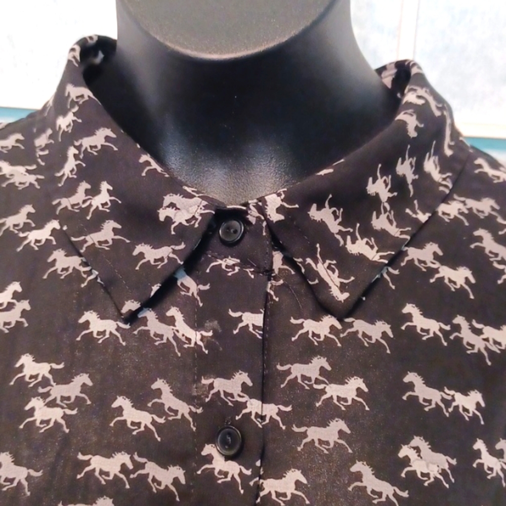 U2B Galloping Horses Blouse 5907